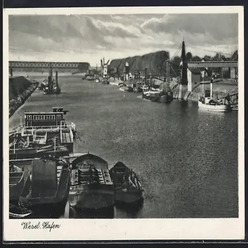 AK Wesel / Rhein, Blick in den Hafen