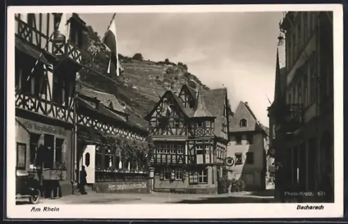 AK Bacharach am Rhein, Fachwerkhäuser im Ort