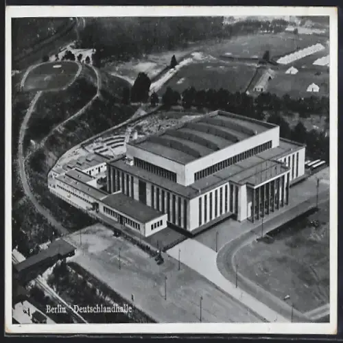 AK Berlin-Charlottenburg, Deutschlandhalle aus der Luft