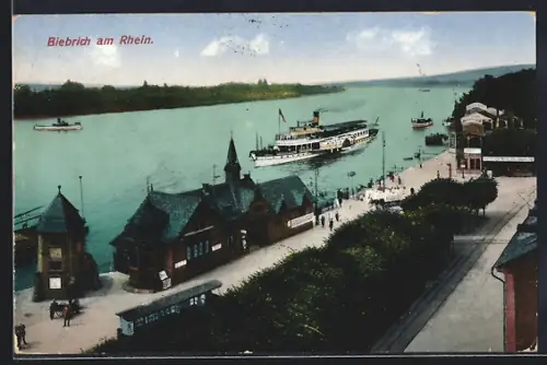 AK Biebrich a. Rhein, Hafenpartie mit Booten