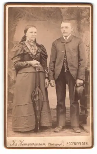 Fotografie Jos. Zimmermann, Eggenfelden, Elegantes Paar im Atelier