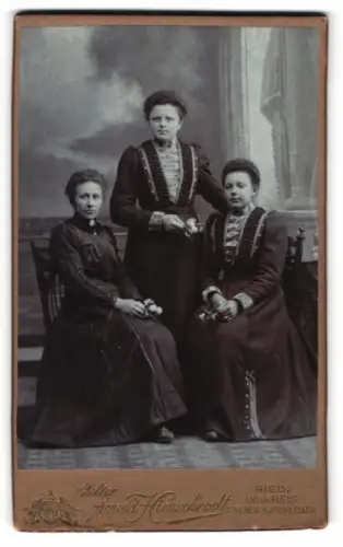 Fotografie Arnold Hirnschrodt, Ried im Innkreis, Drei Damen