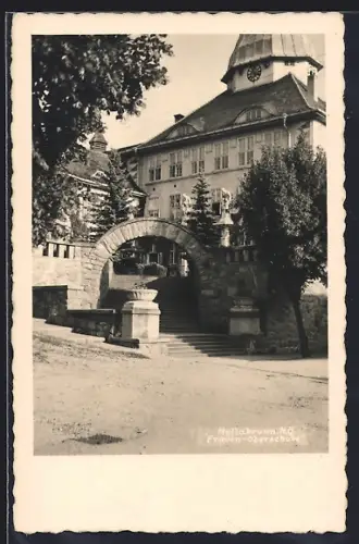 AK Hollabrunn /N. Ö., Frauen-Oberschule, Eingang