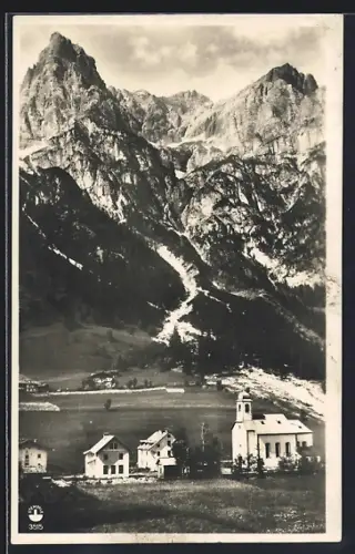 AK Gschnitz bei Steinach, Ortspartie mit Kirche