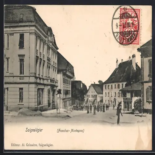 AK Saignelégier /Franches-Montagnes, Strassenpartie mit Cafe Central
