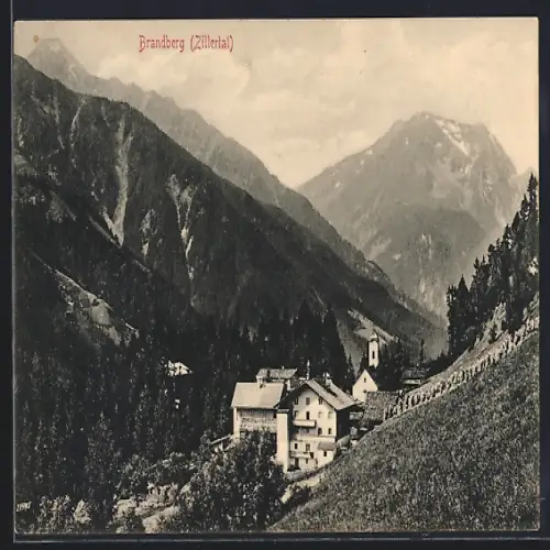 AK Brandberg / Zillertal, Häuser vom Berghang aus gesehen
