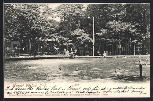 AK Vöslau /N.-Ö., Bad mit Besuchern