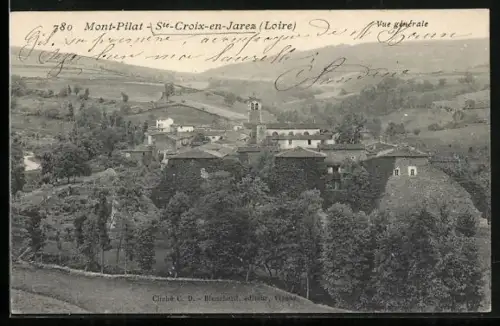 AK Sainte-Croix-en-Jarez /Mont-Pilat, Vue générale du village entouré de paysages verdoyants