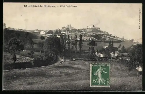AK St-Bonnet-le-Château, Côté Sud-Ouest avec vue sur le village et la campagne environnante
