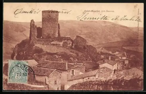 AK Saint-Maurice, près Roanne, Vue des ruines du château surplombant le village