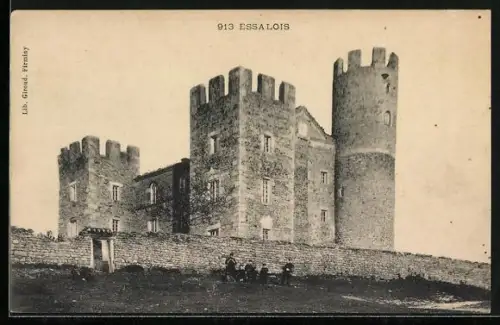 AK Essalois, Vue du château médiéval avec ses tours imposantes