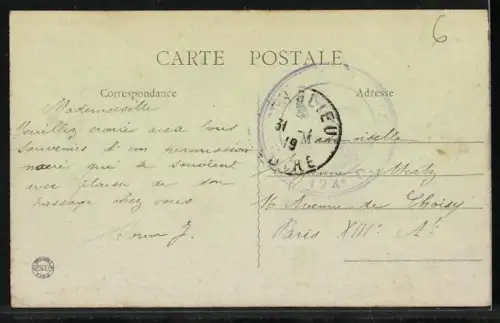 AK Charlieu /Loire, Vue générale avec Église St-Philibert, Prieuré et Abbaye, Tour du Donjon