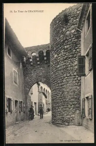 AK Champdieu, La Tour et la rue pavée animée