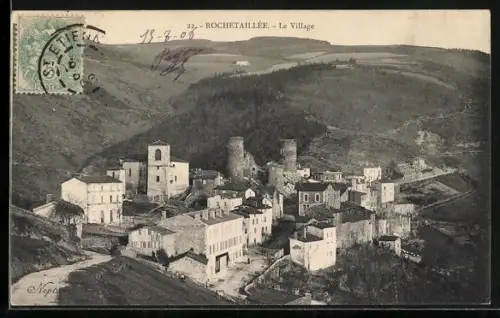 AK Rochetaillee, Le Village