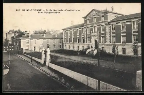AK Saint-Étienne, École Normale d`institutrices Rue Richelieu
