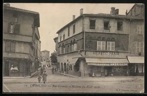 AK Charlieu, Rue Grenette à Maisons du XIIIe siècle