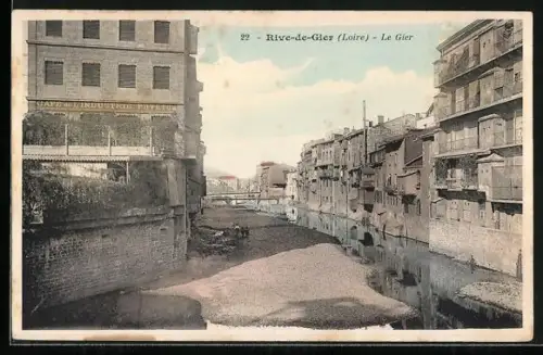 AK Rive-de-Gier /Loire, Le Gier et immeubles industriels adjacents