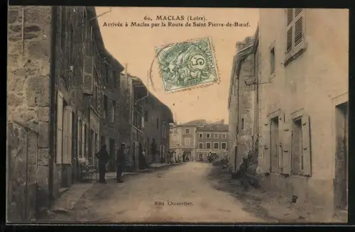 AK Maclas /Loire, Arrivée à Maclas par la Route de Saint-Pierre-de-Boeuf