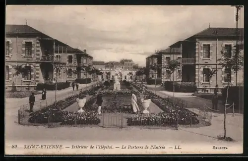 AK Saint-Étienne, Intérieur de l`Hôpital, Le Parterre de l`Entrée