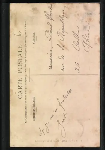 AK Balbigny /Loire, Statue de la République devant la mairie