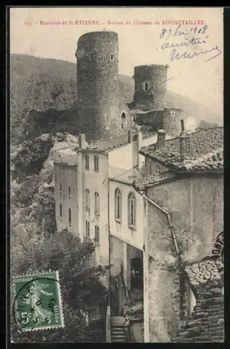 AK Rochetaillée, Ruines du Château et maisons environnantes