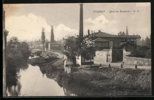AK Roanne, Quai du Renaison et paysage environnant