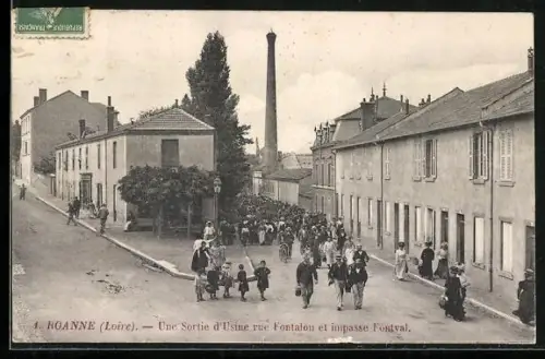 AK Roanne /Loire, Une sortie d`usine rue Fontalon et impasse Fontval