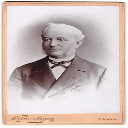 Fotografie Wilh. Meyer, Wesel, Porträt eines Herrn