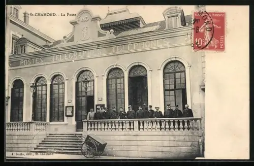 AK St-Chamond, La Poste avec employés devant le bâtiment historique des télécommunications