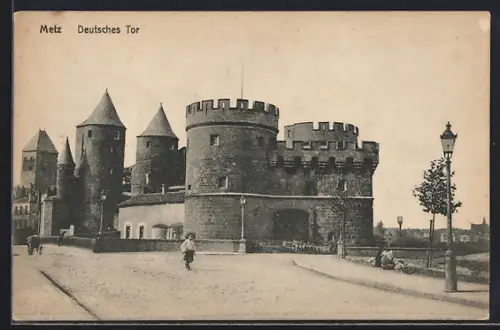 AK Metz, Deutsches Tor et ses tours imposantes