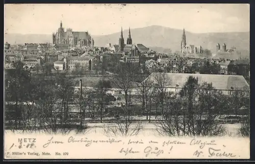 AK Metz, Vue panoramique de la ville avec la cathédrale et les collines en arrière-plan