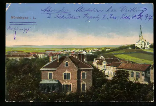 AK Mörchingen i. L., Vue sur la ville avec église et collines environnantes