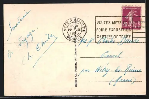 AK Metz, Place d`Armes et Hôtel de Ville avec voitures anciennes