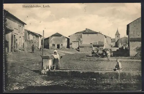 AK Haraldshofen /Loth, Scène de village avec habitants près de la fontaine