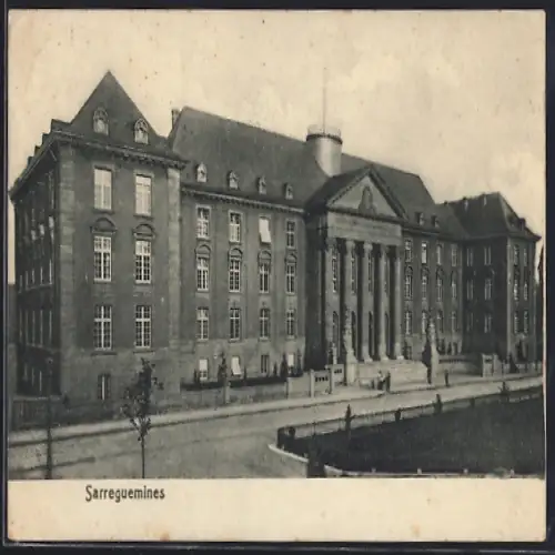 AK Sarreguemines, Vue de l`imposant bâtiment administratif