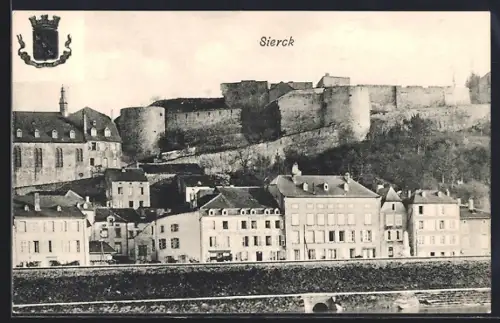 AK Sierck, Vue sur les remparts et les maisons du village
