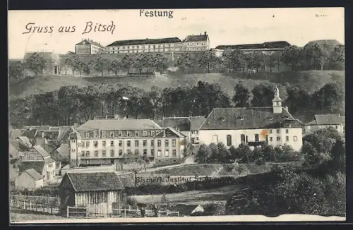 AK Bitche, Vue sur la forteresse et le séminaire épiscopal