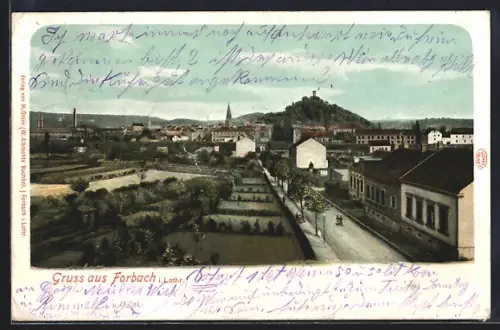 AK Forbach, Vue panoramique sur la ville et la colline avec église en arrière-plan