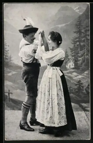 AK Junges Paar beim Salzburger Almtanz