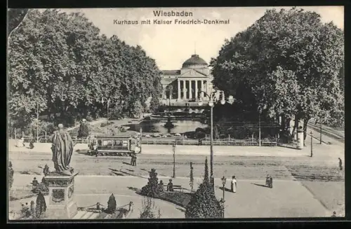 AK Wiesbaden, Neues Kurhaus mit Kaiser Friedrich-Denkmal, Strassenbahn