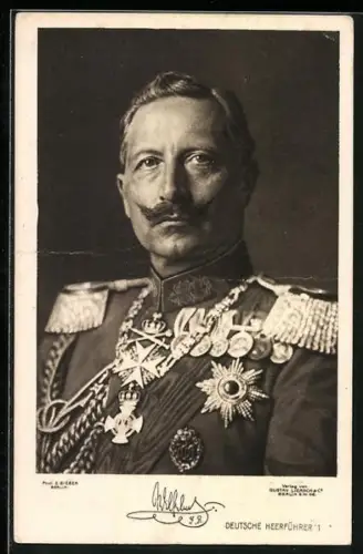 AK Kaiser Wilhelm II. in reich geschmückter Uniformjacke
