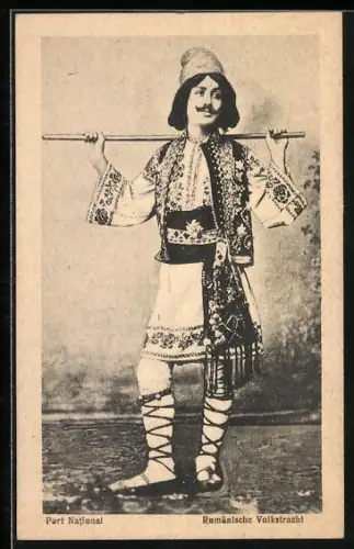 AK Mann in rumänischer Volkstracht