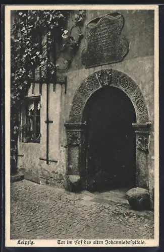 AK Leipzig, Tor im Hof des alten Johannishospitals