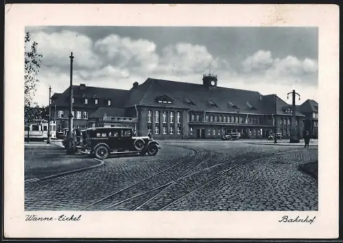 AK Wanne-Eickel, Bahnhof mit parkenden Autos