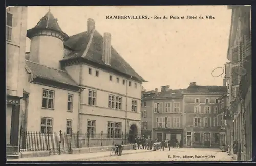 AK Rambervillers, Rue du Puits et Hôtel de Ville