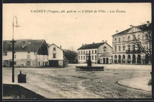 AK Vagney /Vosges, L`Hôtel de Ville et les Écoles