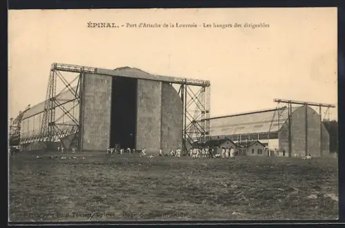 AK Épinal, Port d`Attache de la Louvroie, Les hangars des dirigeables