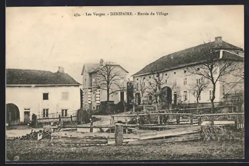 AK Denipaire, Entrée du Village
