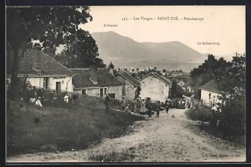 AK Saint-Dié /Foucharupt, Vue du village avec le Spitzemberg en arrière-plan