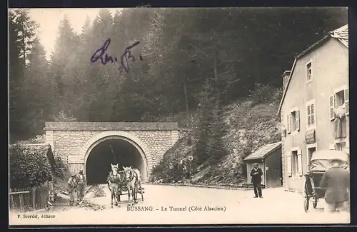 AK Bussang, Le Tunnel, Côté Alsacien, avec chevaux et voiture à l`entrée